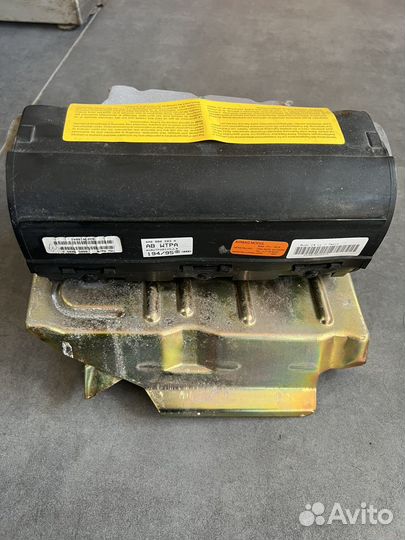 Подушка безопасности пассажира audi a6/100 c4