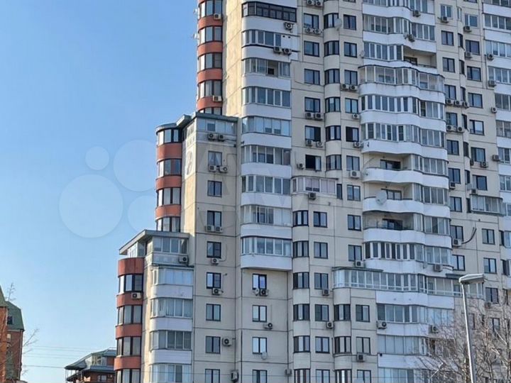 Сдам торговое помещение, 126 м²