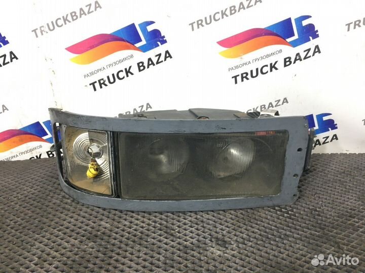 Фара головного света RH Man F2000