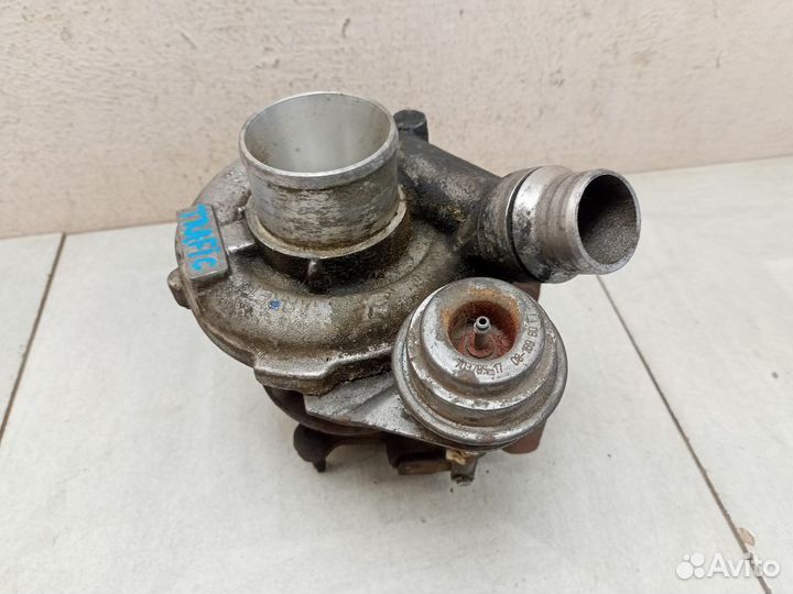 Турбина Рено Trafic 2 X83