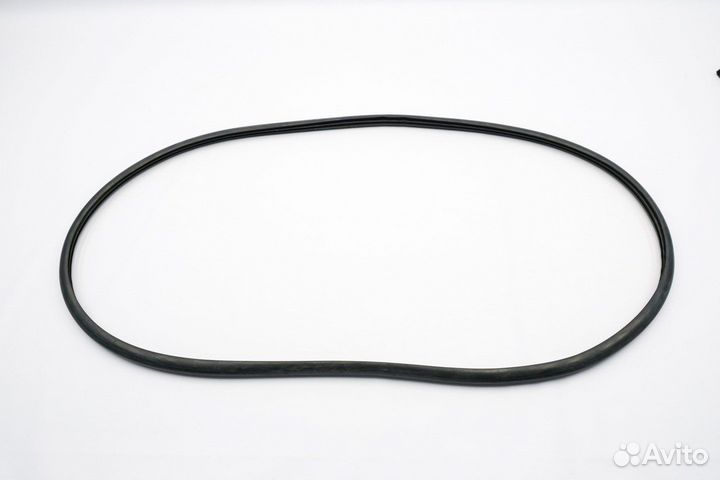 Уплотнитель стекла крышки багажника для Нива Урбан