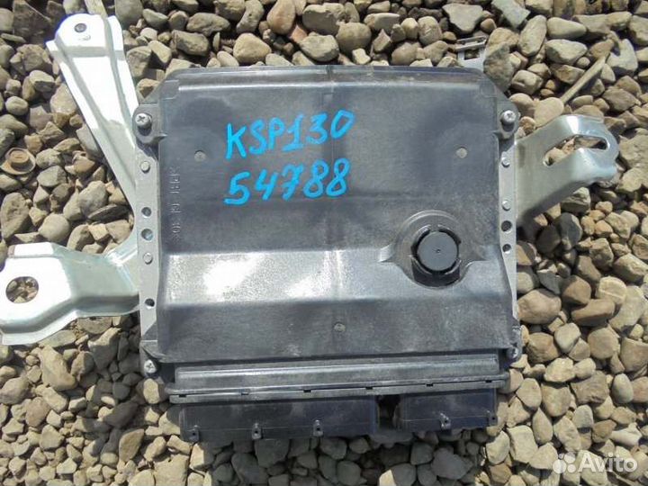 Блок efi Toyota Vitz KSP130 1KR-FE 2011/8