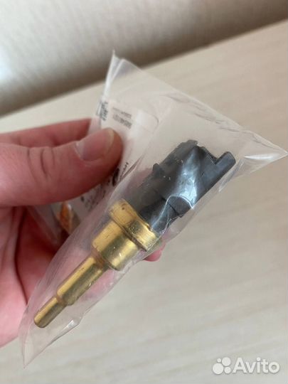 Датчик тем. охлаждающей жидкости Peugeot-Citroen