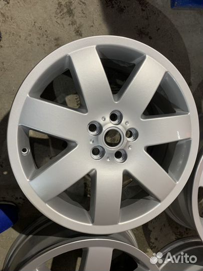 R-20., 5 на 120., литые диски Range Rover