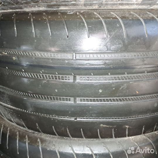 Yokohama Advan Sport V105 255/40 R19