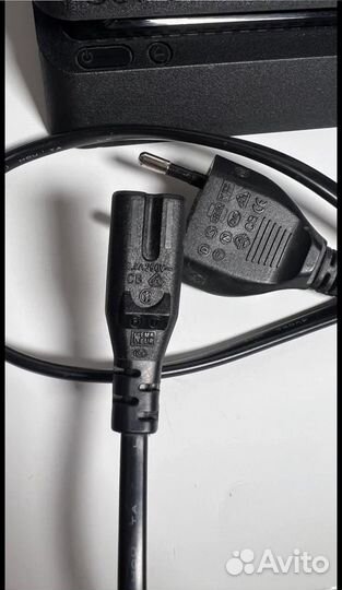 Sony playstation 4 slim 1 tb