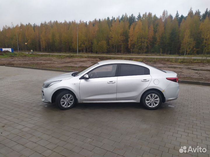 Kia Rio 1.6 AT, 2019, битый, 146 000 км