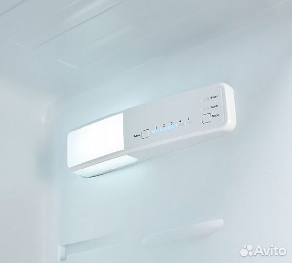 Встраиваемый холодильник Zigmund Shtain BR 12.1221