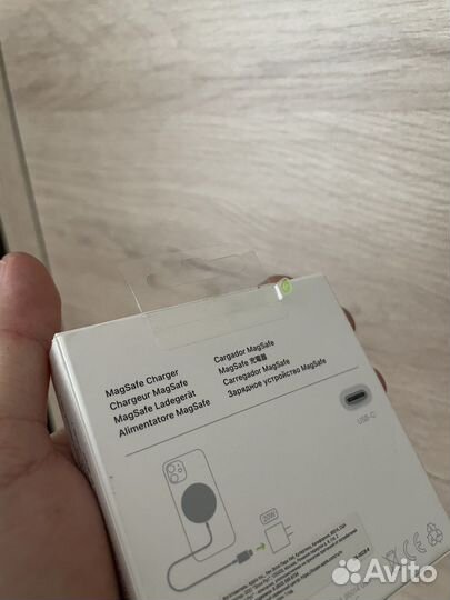 Новый оригинальный MagSafe Charger