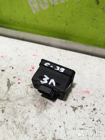 Кнопка стеклоподъемника бмв Е39