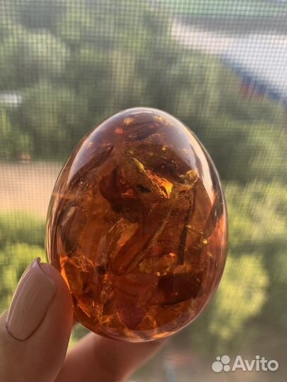 Янтарь, яйцо