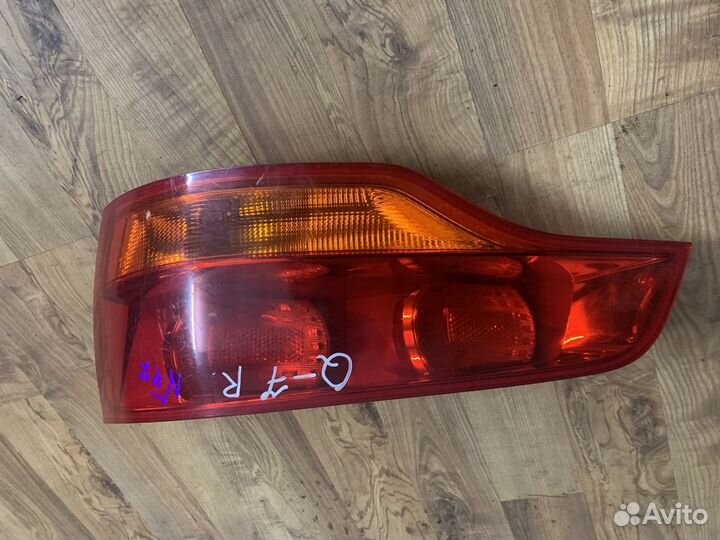 Фонарь правый Audi Q7 4l не диод