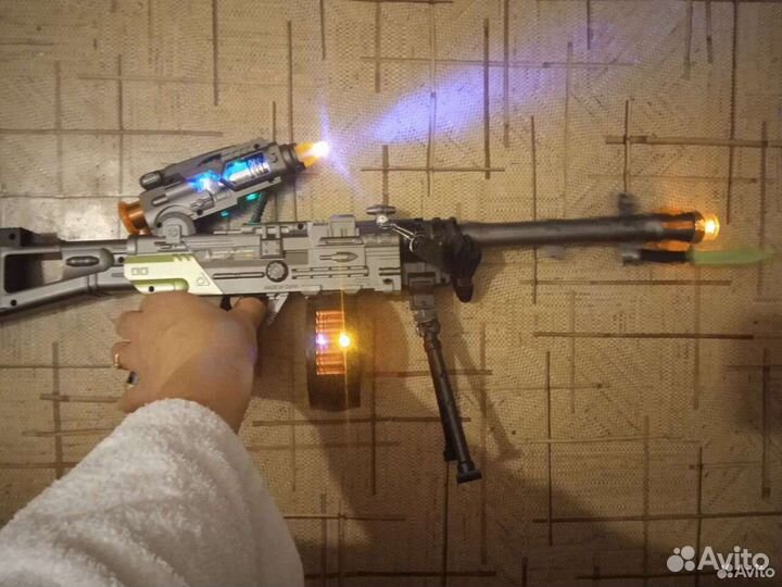 Крутой игровой автомат с озвучкой и подсветкой