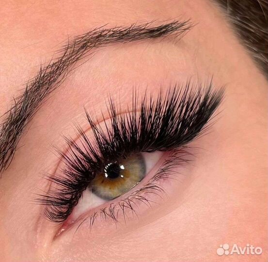 Наращивание ресниц, коррекция бровей