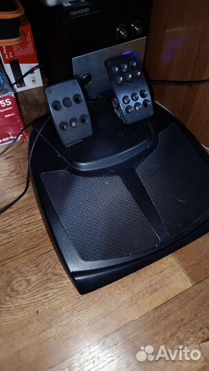 Игровой руль Logitech momo racing 900