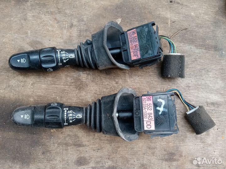 Переключатель подрулевой на Шевроле Лачетти