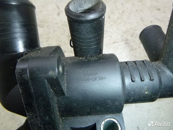 Корпус термостата ford transit 2006