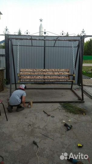 Садовые качели