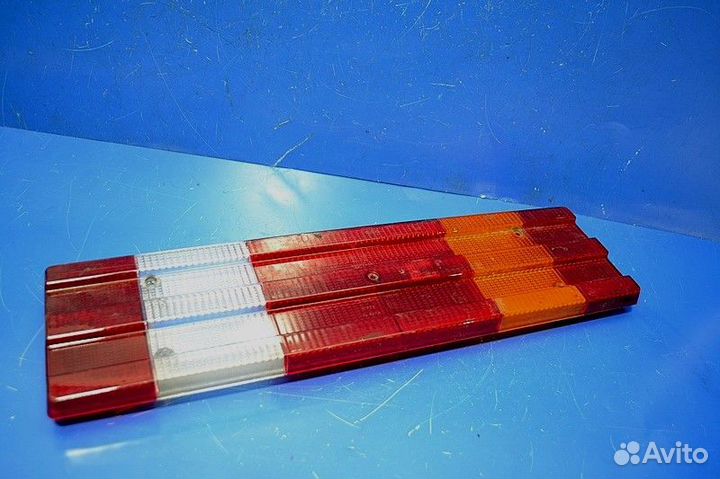 Стекло заднего фонаря, левого mercedes-benz Actros