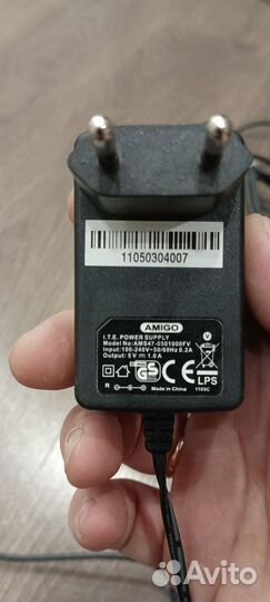 Блок питания для ноутбука (зарядное устройство)