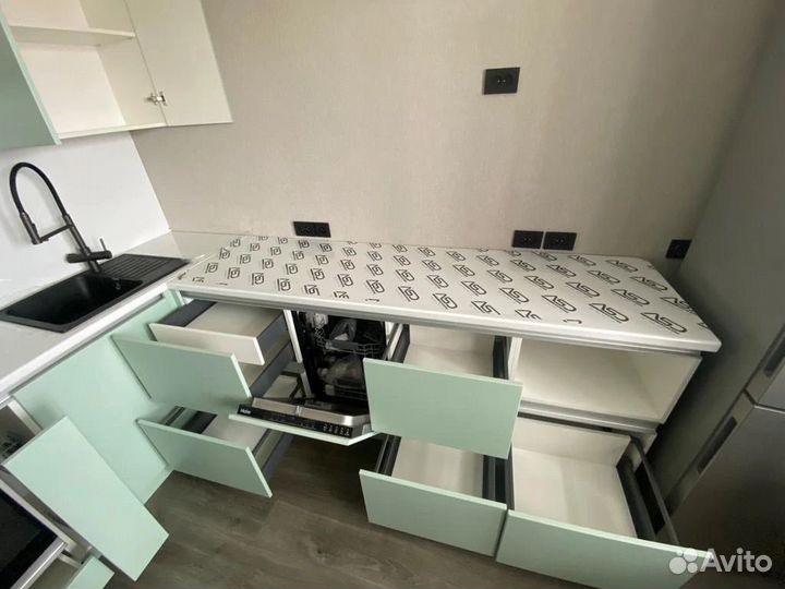 Кухонный гарнитур как IKEA