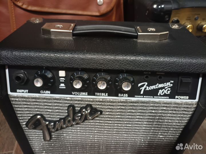Fender Frontman 10G Комбоусилитель