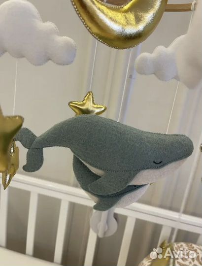 Мобиль на кроватку из фетра ручная работа