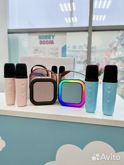 Беспроводная колонка с двумя караоке микрофонами