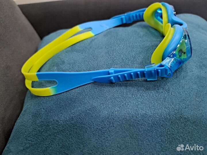 Шапочка для плавания детская и очки