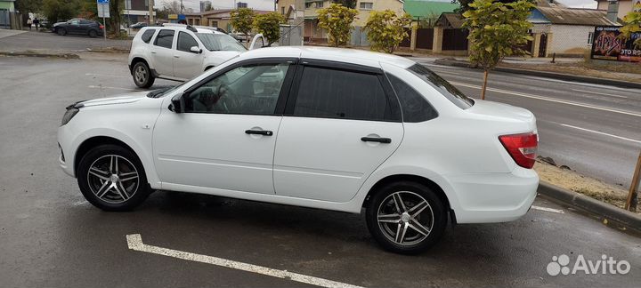 LADA Granta 1.6 МТ, 2018, 99 300 км