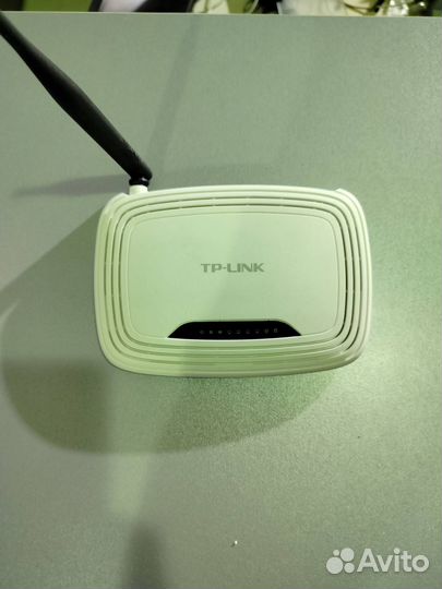 Wi-Fi роутер TP-link TL-WR740N