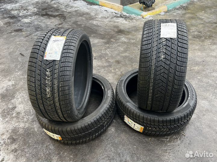 Pirelli Scorpion Winter 275/40 R22 и 315/35 R22