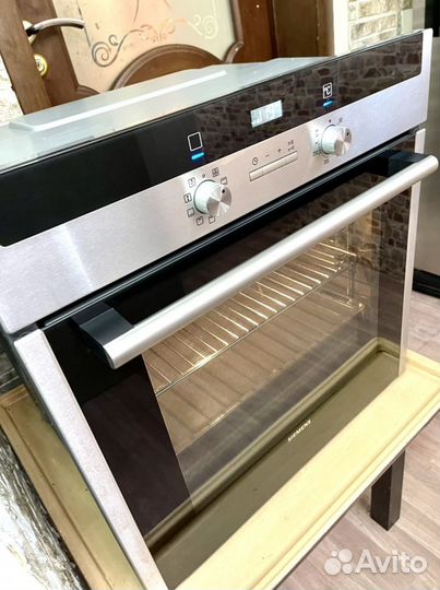 Духовой шкаф Siemens,Германия,доставка