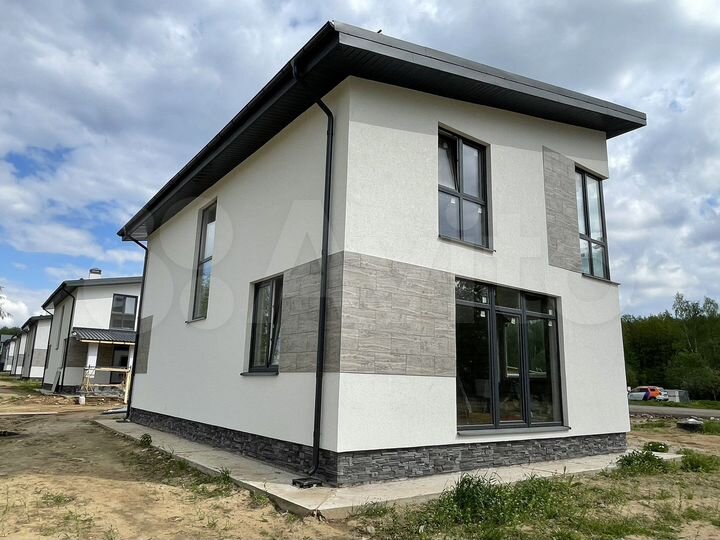 Дом 160 м² на участке 7 сот.