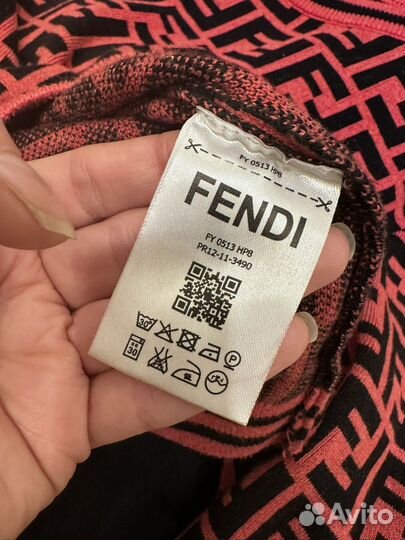 Свитер Fendi