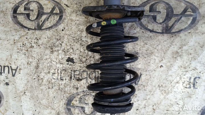Амортизатор/стойка передняя правая Peugeot 3008