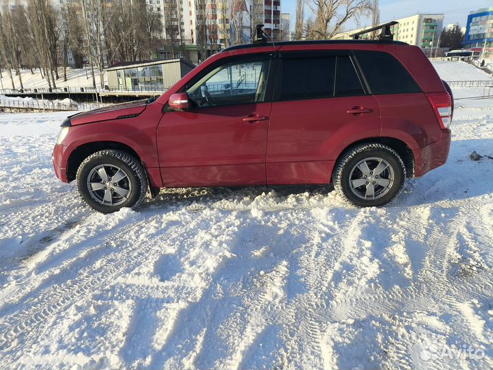 Suzuki Grand Vitara 2.0 AT, 2011, 227 000 км