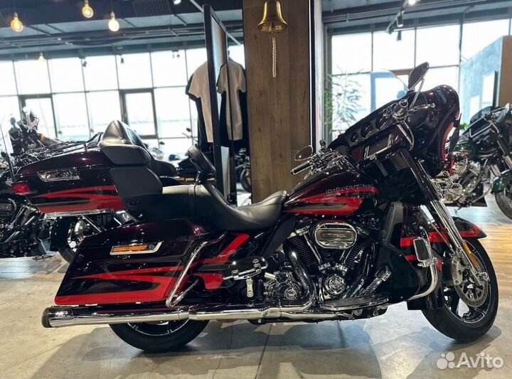 Harley-Davidson CVO Limited, 2017