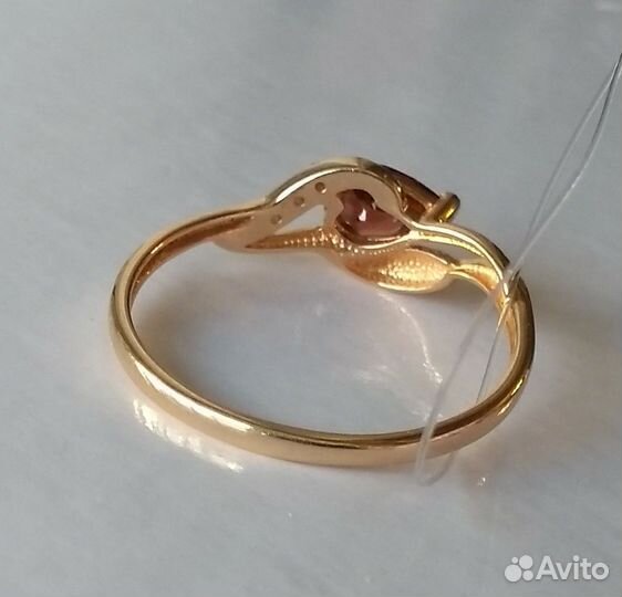 Золотое кольцо р.17,5 с гранатом Новое 3260/гр