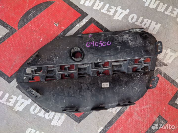 Решетка переднего бампера левая Mercedes C292 GLE