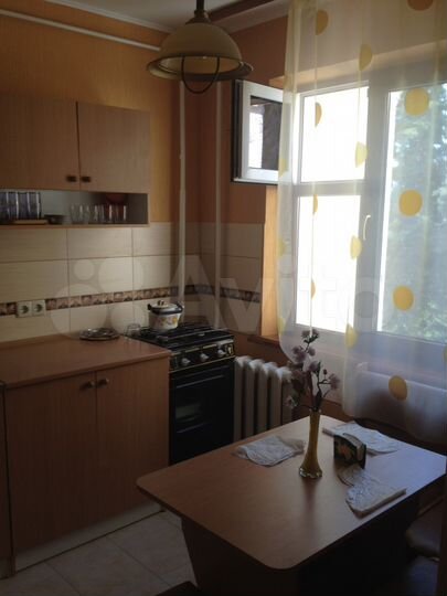 1-к. квартира, 40 м², 2/5 эт.