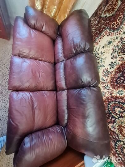 Финский кожаный диван