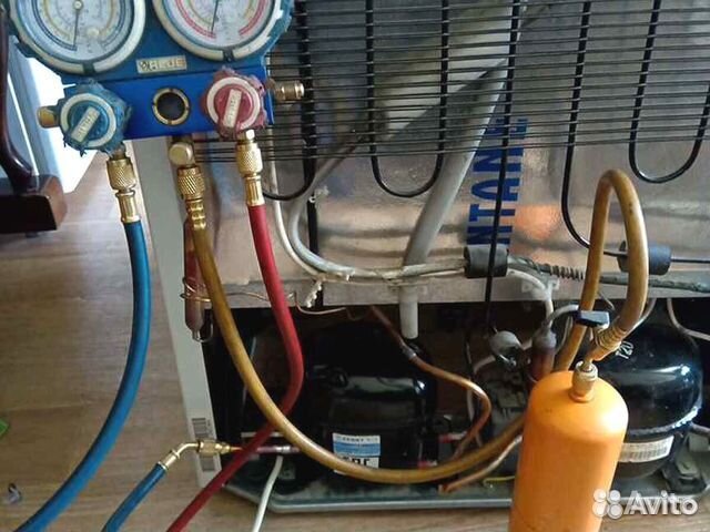 Ремонт стиральных машин и холодильников