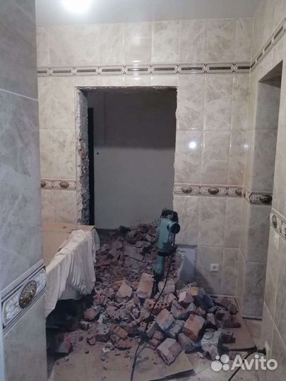 Демонтажные работы. Снос стен, вывоз мусора