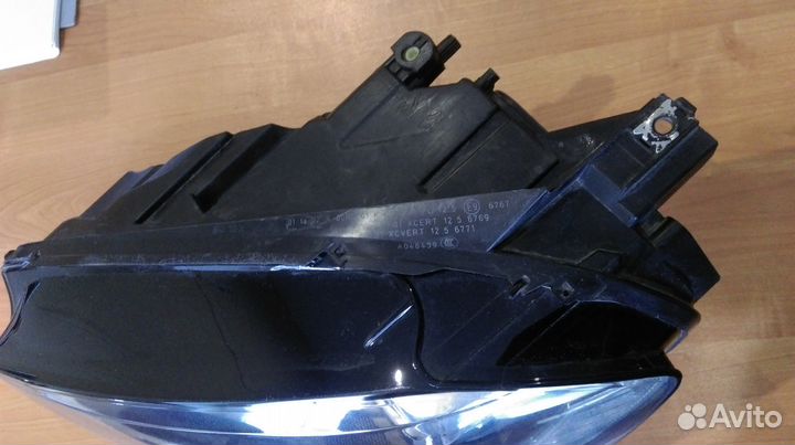 Фара левая VW golf VII