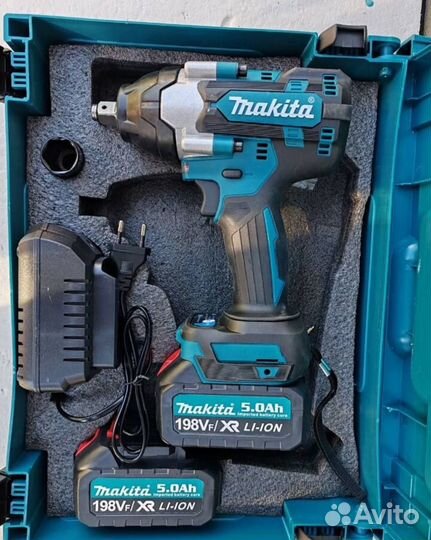 Аккумуляторный гайковерт Makita 800 н.м. (Арт.3033