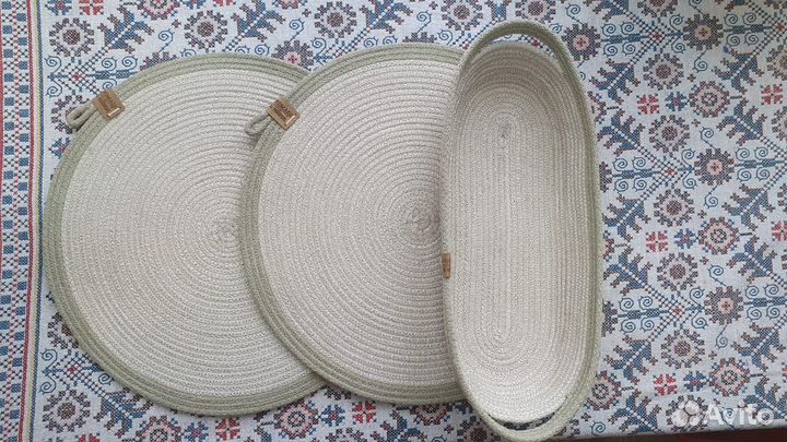 Салфетки для сервировки ручной работы