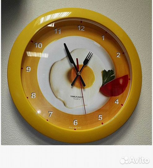 Часы настенные Troyka