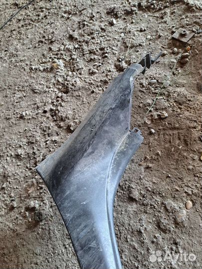 Накладка крыла задний левый BMW E53