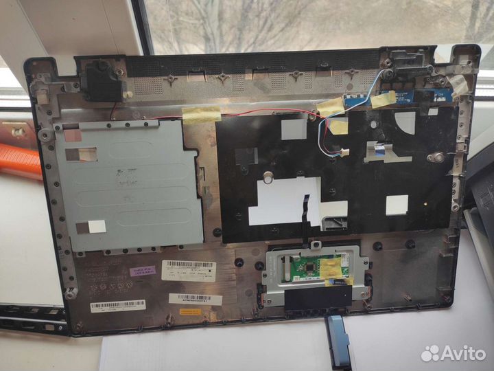 Ноутбук Lenovo G565 в разборе